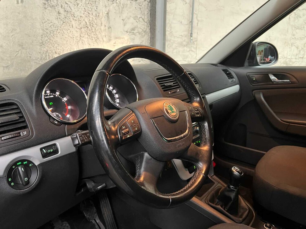 Skoda Yeti 1.2 TSI Elegance 105hp 2013, 6-SPT-77