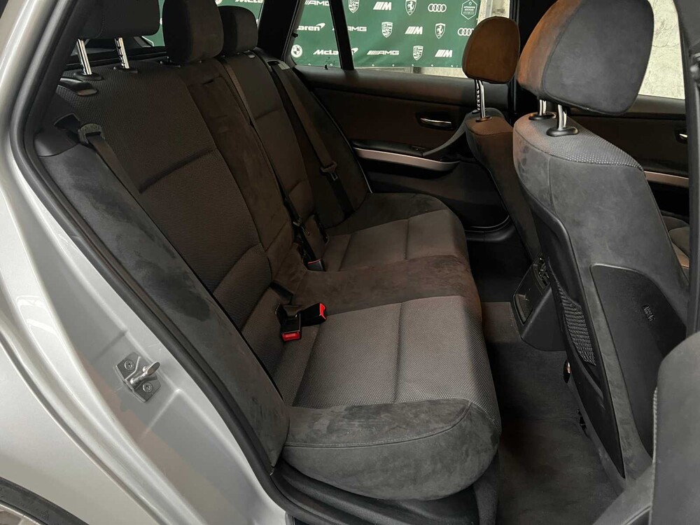 BMW 3er Touring 318i Corp.L.Lux Line 136PS 2012, 15-TDL-2