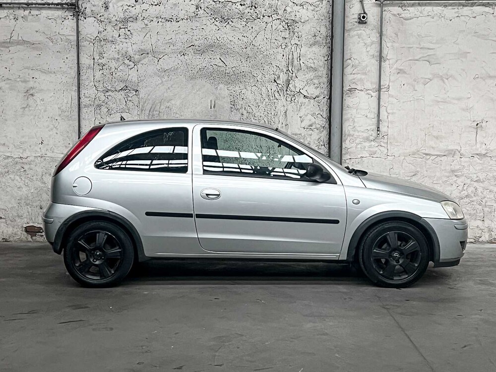 Opel Corsa 1.2-16V Maxx 75hp 2004, 88-PG-JX