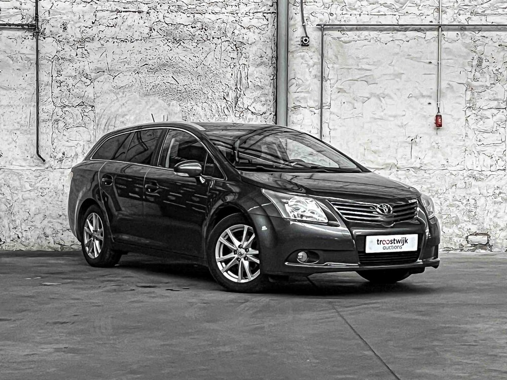 Toyota Avensis Kombi 1.6 VVTi Business 132PS 2010, 68-LXF-5