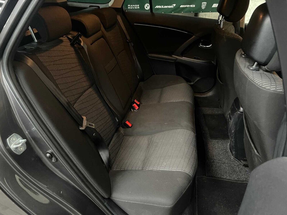 Toyota Avensis Kombi 1.6 VVTi Business 132PS 2010, 68-LXF-5