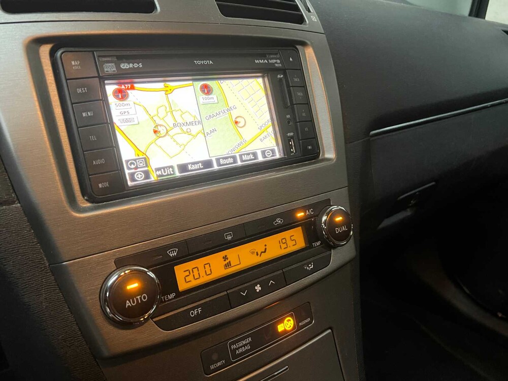 Toyota Avensis Kombi 1.6 VVTi Business 132PS 2010, 68-LXF-5