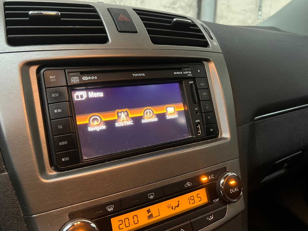 Toyota Avensis Kombi 1.6 VVTi Business 132PS 2010, 68-LXF-5