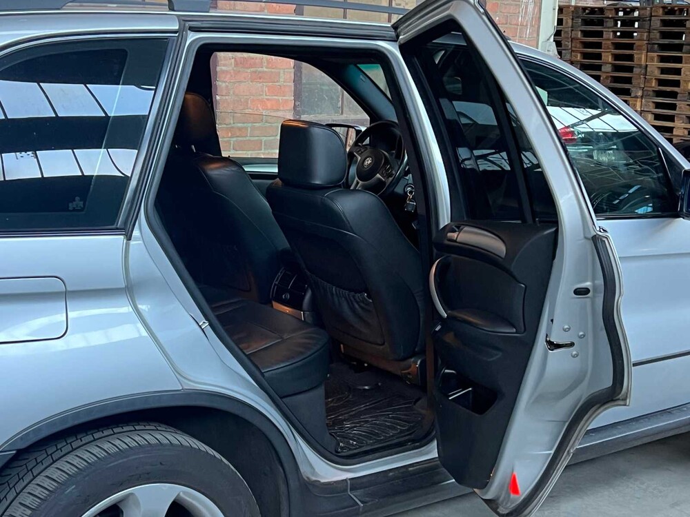 BMW X5 3.0i Executive 231PS 2004 (Original-NL), 33-PF-LZ
