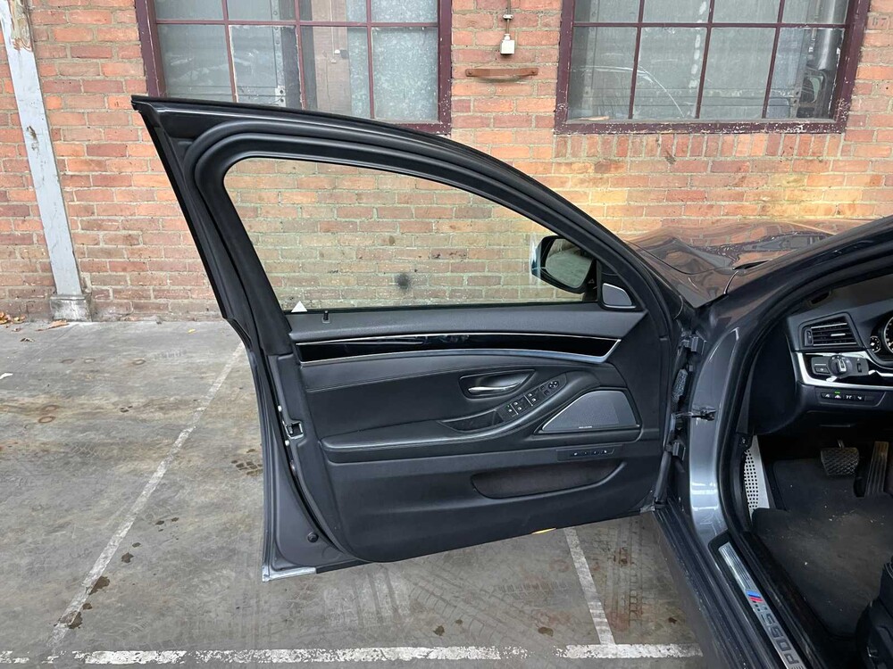 BMW M550d Touring xDrive 381PS 2014 (Original-NL) 5er, 3-XFP-64