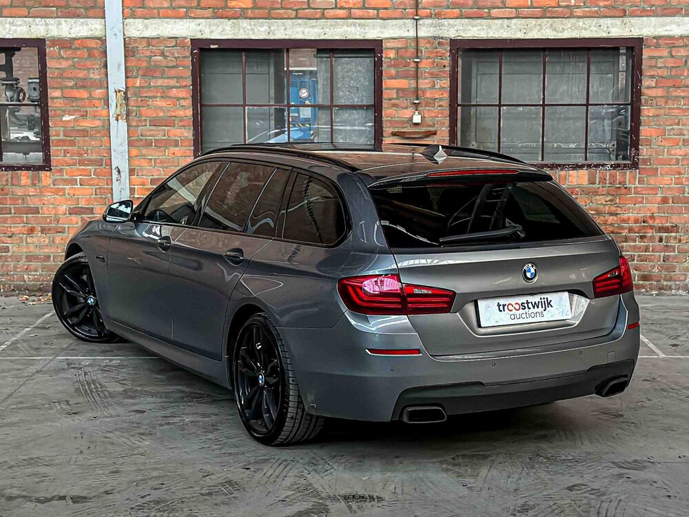 BMW M550d Touring xDrive 381PS 2014 (Original-NL) 5er, 3-XFP-64