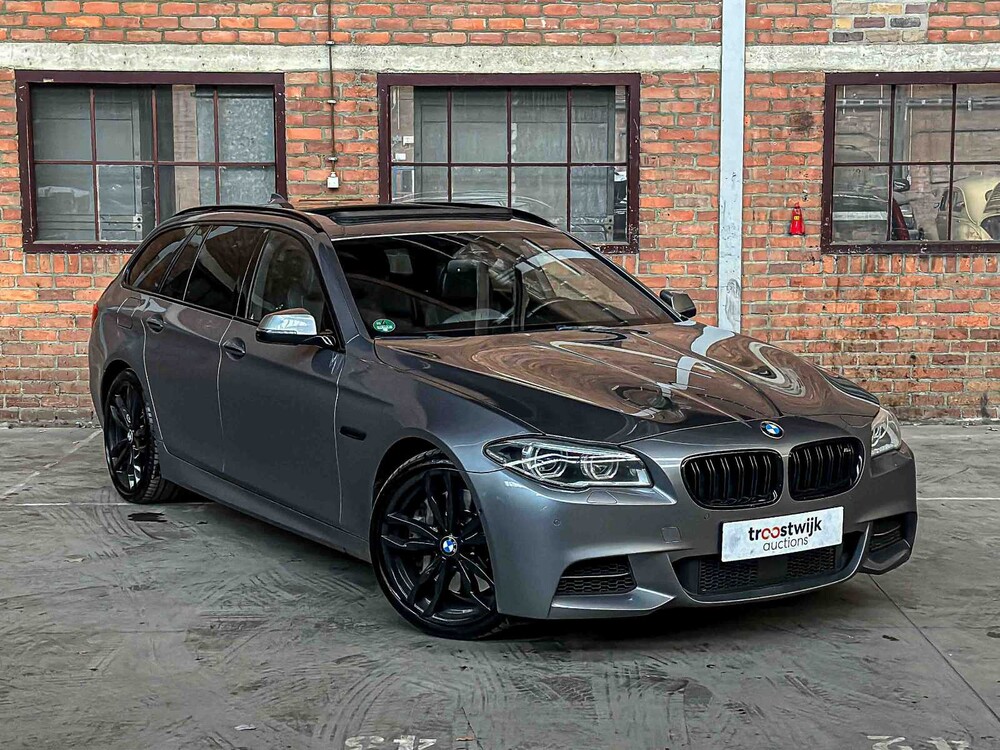 BMW M550d Touring xDrive 381PS 2014 (Original-NL) 5er, 3-XFP-64