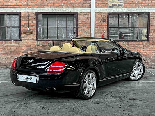 Bentley Continental GTC 6.0 W12 560pk 2008, 23-HHL-6