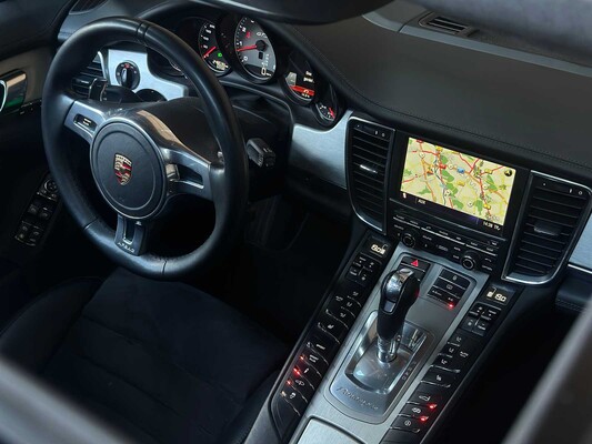 Porsche Panamera GTS 4.8 V8 430pk 2013 (Origineel-NL + 2e eigenaar), 03-ZVF-7