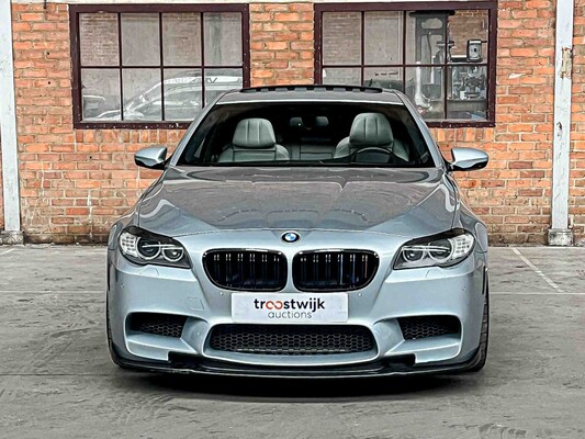 BMW M5 4.0 V8 F10 553pk 2012