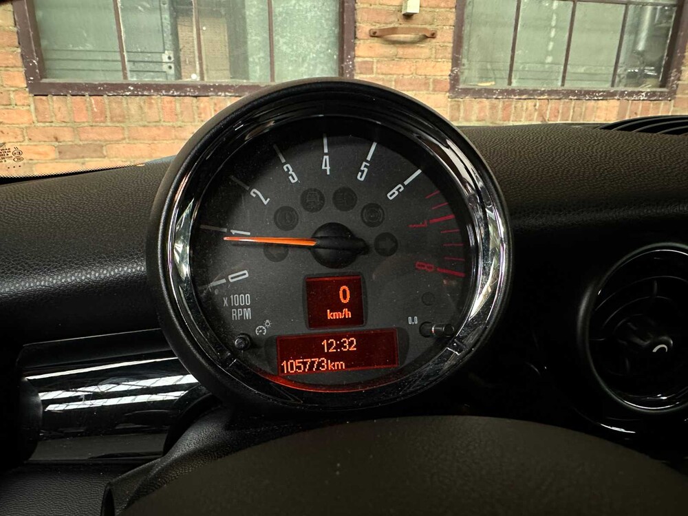 Mini John Cooper Works 1.6 211PS 2012 (Original-NL), 31-XKZ-3