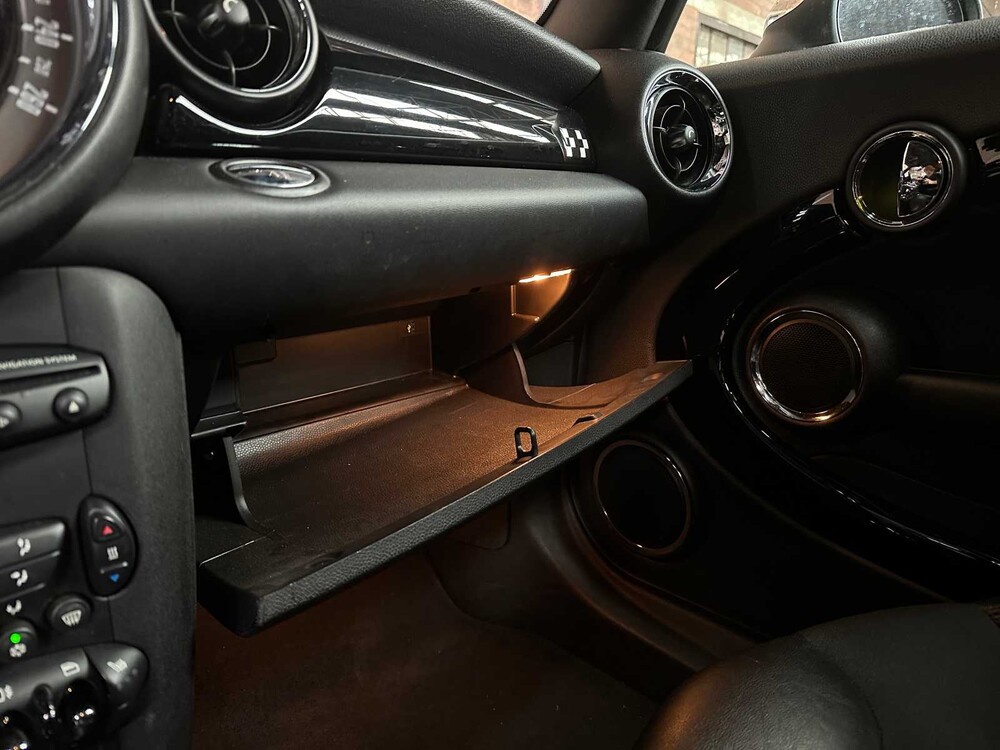 Mini John Cooper Works 1.6 211PS 2012 (Original-NL), 31-XKZ-3