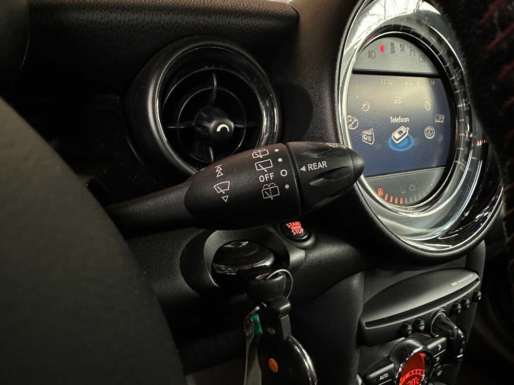 Mini John Cooper Works 1.6 211PS 2012 (Original-NL), 31-XKZ-3