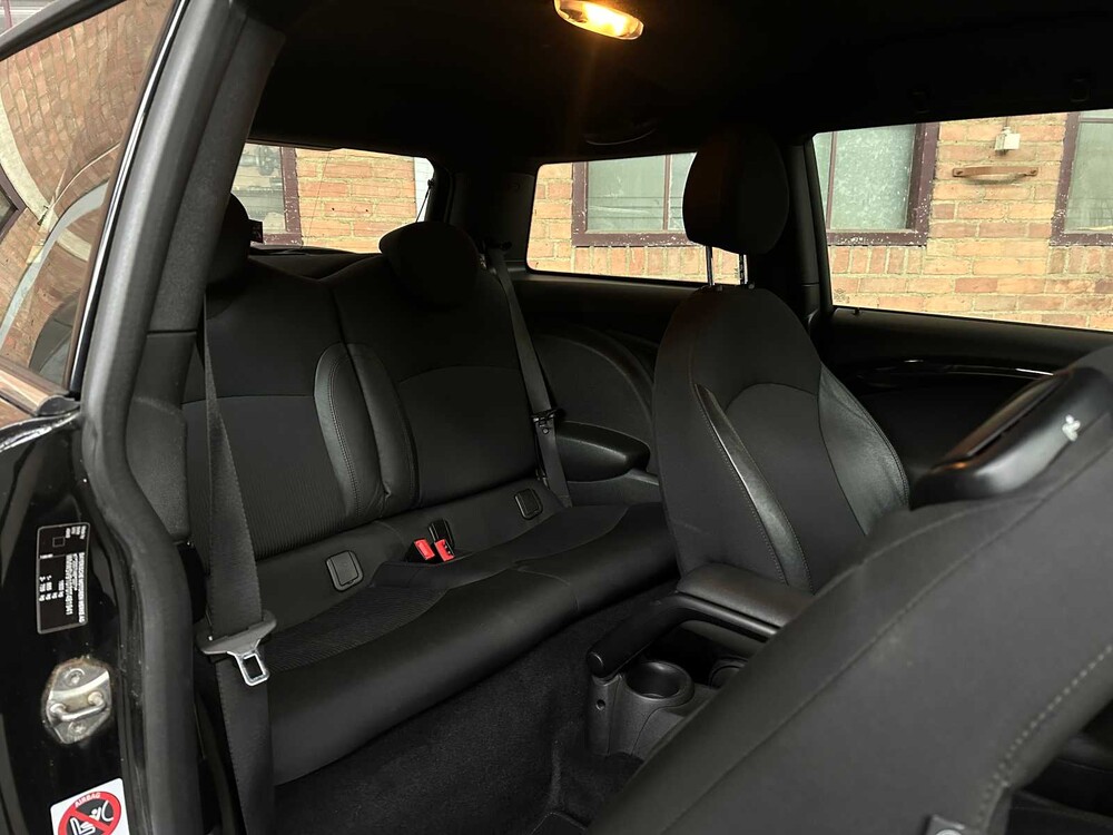 Mini John Cooper Works 1.6 211PS 2012 (Original-NL), 31-XKZ-3