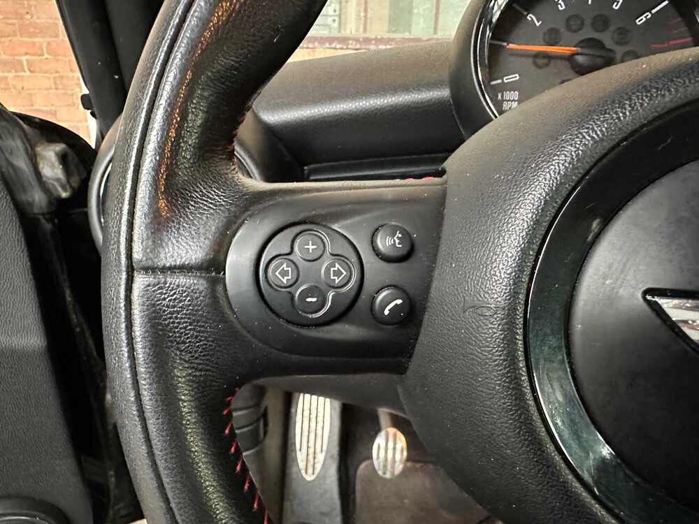 Mini John Cooper Works 1.6 211PS 2012 (Original-NL), 31-XKZ-3