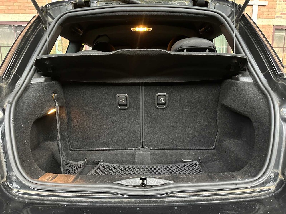 Mini John Cooper Works 1.6 211PS 2012 (Original-NL), 31-XKZ-3