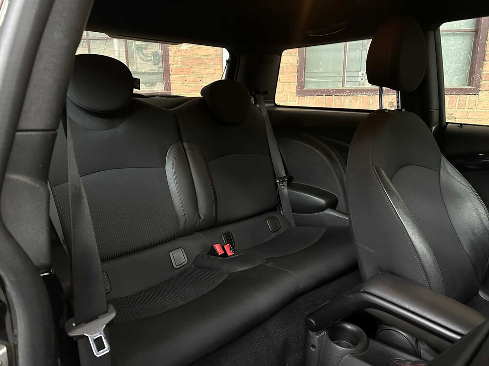 Mini John Cooper Works 1.6 211PS 2012 (Original-NL), 31-XKZ-3