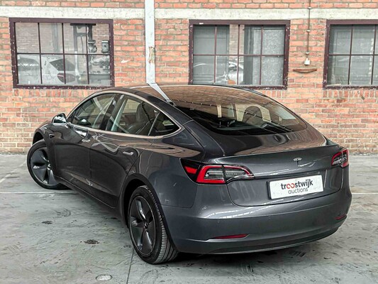 Tesla Model 3 Standard RWD Plus 60 kWh 238pk 2019 (Origineel-NL), G-091-DX