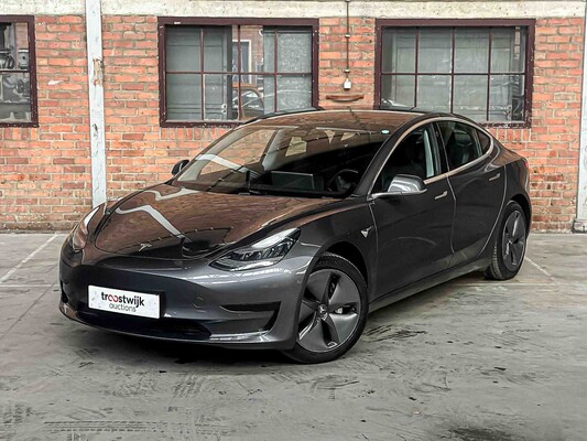 Tesla Model 3 Standard RWD Plus 60 kWh 238pk 2019 (Origineel-NL), G-091-DX