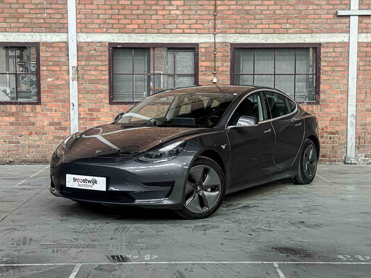 Tesla Model 3 Standard RWD Plus 60 kWh 238pk 2019 (Origineel-NL), G-091-DX