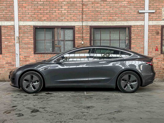 Tesla Model 3 Standard RWD Plus 60 kWh 238pk 2019 (Origineel-NL), G-091-DX