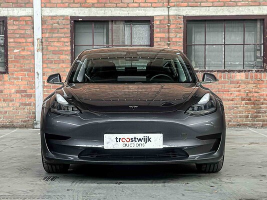 Tesla Model 3 Standard RWD Plus 60 kWh 238pk 2019 (Origineel-NL), G-091-DX