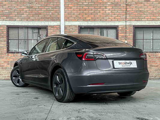 Tesla Model 3 Standard RWD Plus 60 kWh 238pk 2019 (Origineel-NL), G-091-DX