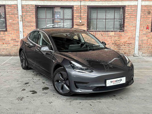 Tesla Model 3 Standard RWD Plus 60 kWh 238pk 2019 (Origineel-NL), G-091-DX