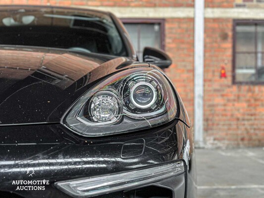 Porsche Cayenne S E-Hybrid 3.0 V6 416pk 2015 (Facelift)