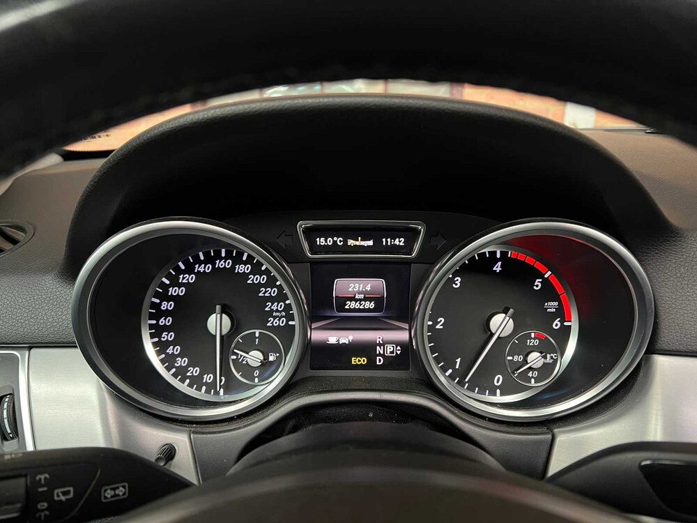 Mercedes-Benz ML350 AMG BlueTEC 3.0 V6 4Matic 258pk 2013, 8-SNT-28