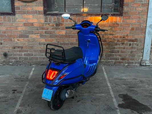 Vespa Sprint 4T 2015, F-725-ZL