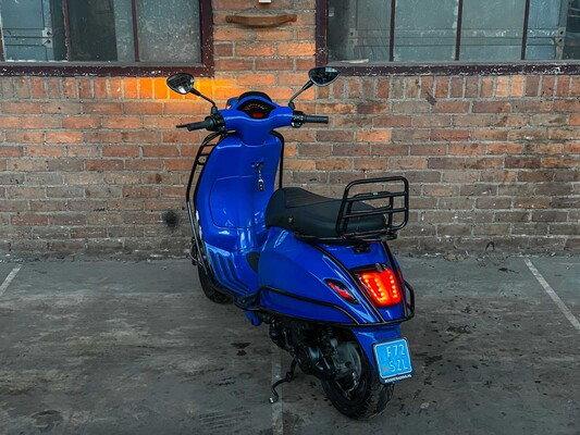 Vespa Sprint 4T 2015, F-725-ZL