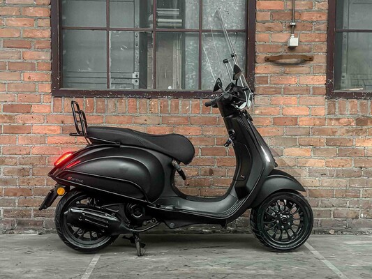 Vespa Sprint 50 -Full Option- 2019, DSJ-37-K Scooter