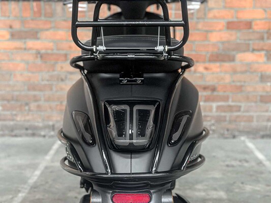 Vespa Sprint 50 -Full Option- 2019, DSJ-37-K Scooter