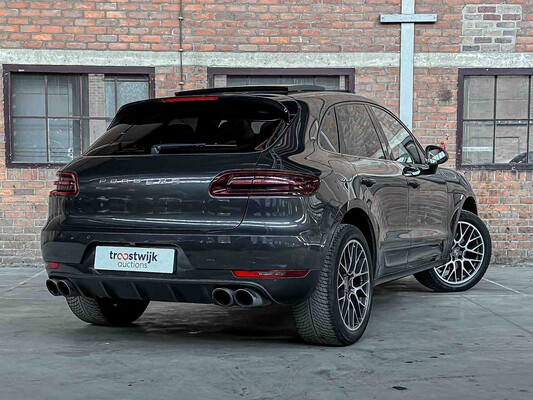 Porsche Macan 2.0 252pk 2018, RR-497-Z