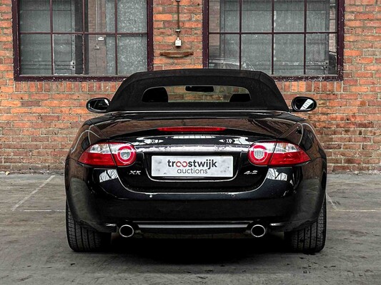 Jaguar XK 4.2 V8 Convertible 298pk 2006, 34-XB-LG