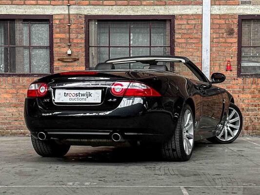 Jaguar XK 4.2 V8 Convertible 298pk 2006, 34-XB-LG