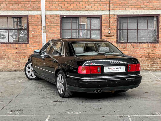 Audi S8 4.2 V8 360pk 2000, 72-FV-VP