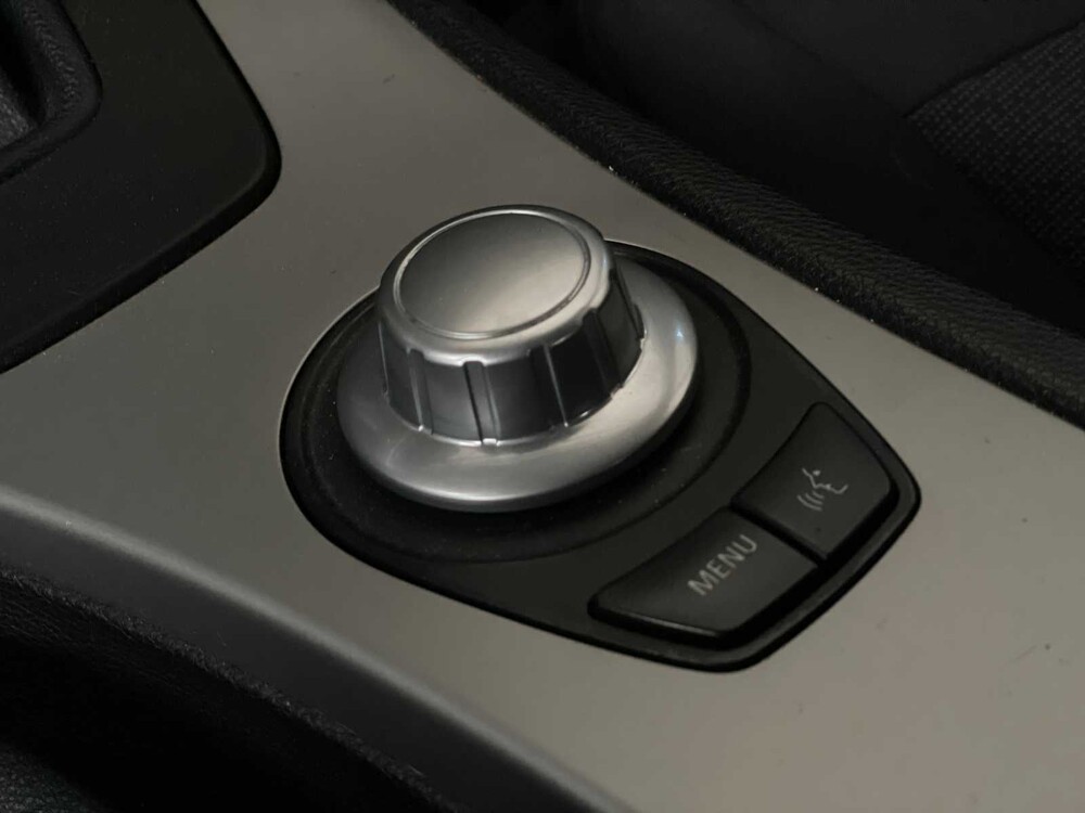 BMW 330i High Executive 3er 258PS 2007 (Original-NL), 21-XK-LP