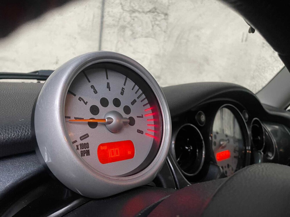 Mini 1.6 One 90PS 2004, JT-954-P