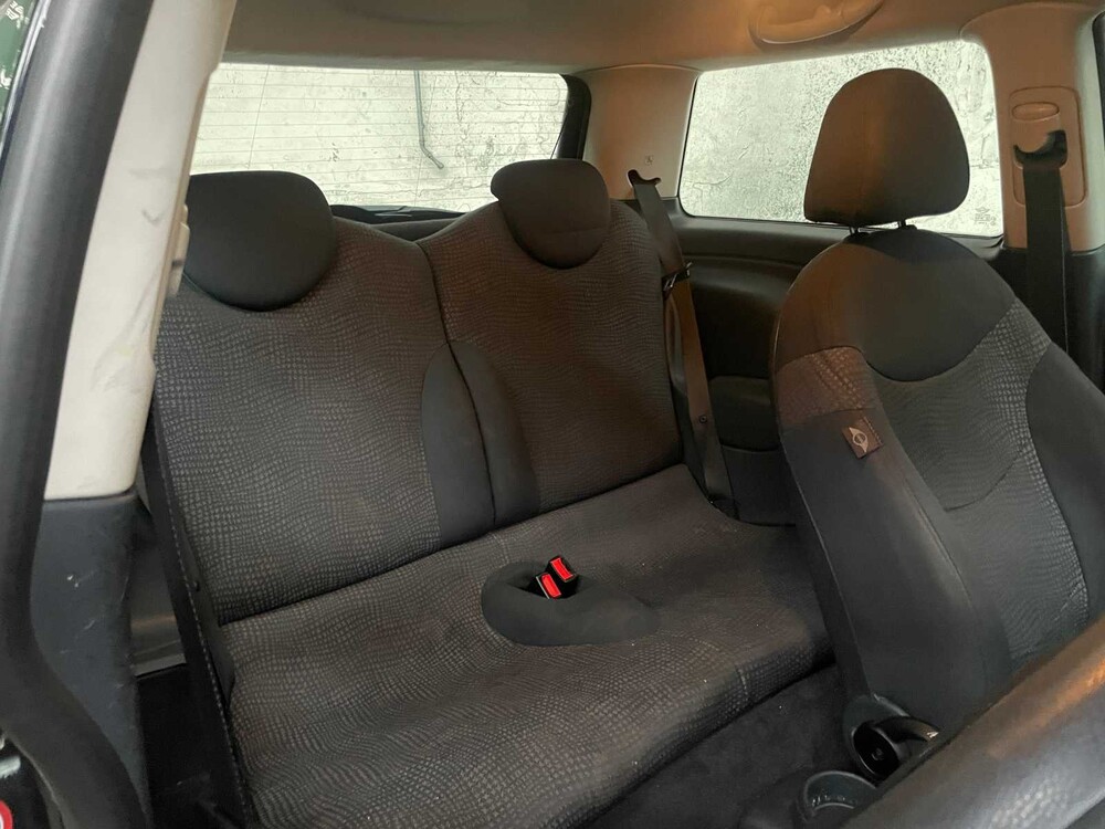 Mini 1.6 One 90PS 2004, JT-954-P