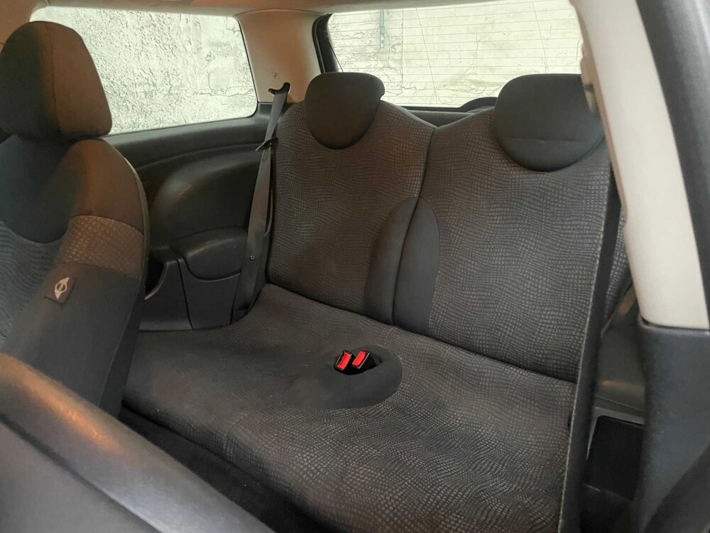 Mini 1.6 One 90PS 2004, JT-954-P