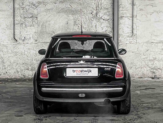 Mini 1.6 One 90pk 2004, JT-954-P