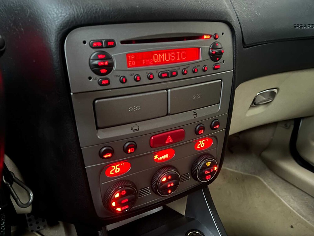 Alfa Romeo 147 1.6 TS Veloce Dist. 120hp 2009 (Original-NL), 89-KBJ-9