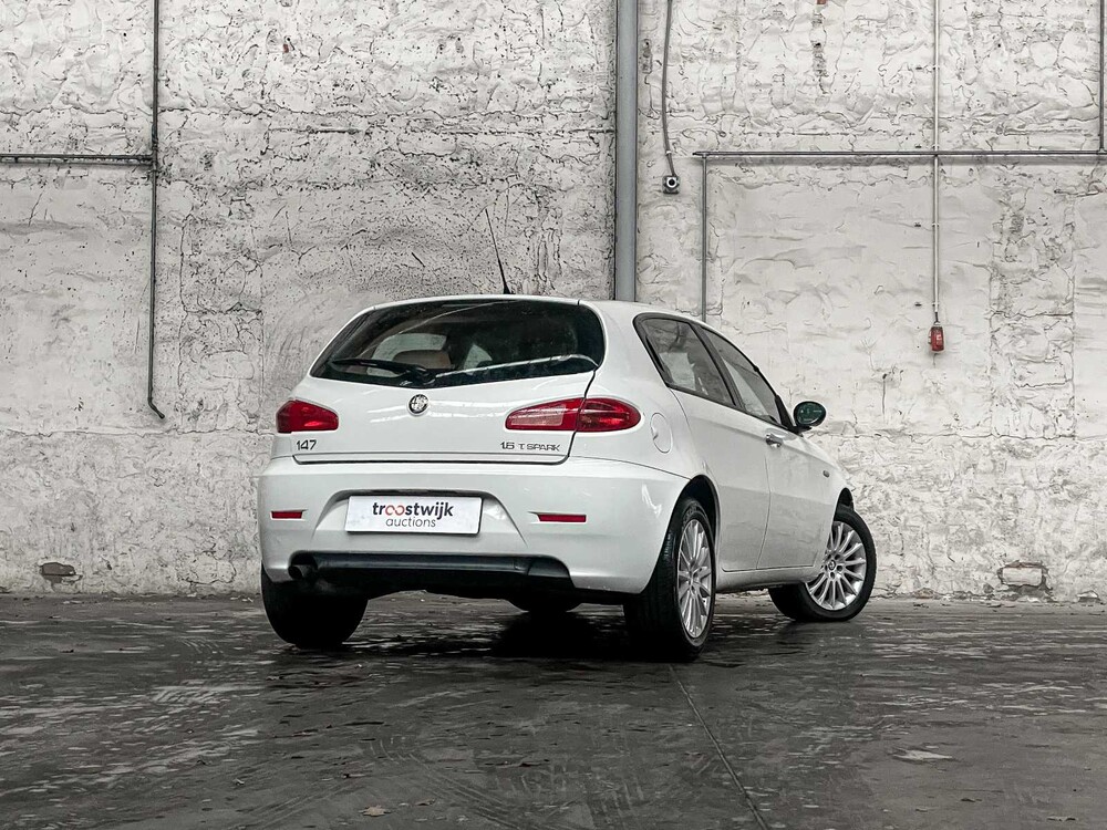Alfa Romeo 147 1.6 TS Veloce Dist. 120hp 2009 (Original-NL), 89-KBJ-9
