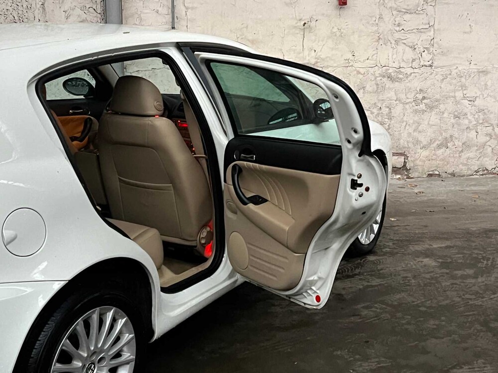 Alfa Romeo 147 1.6 TS Veloce Dist. 120hp 2009 (Original-NL), 89-KBJ-9