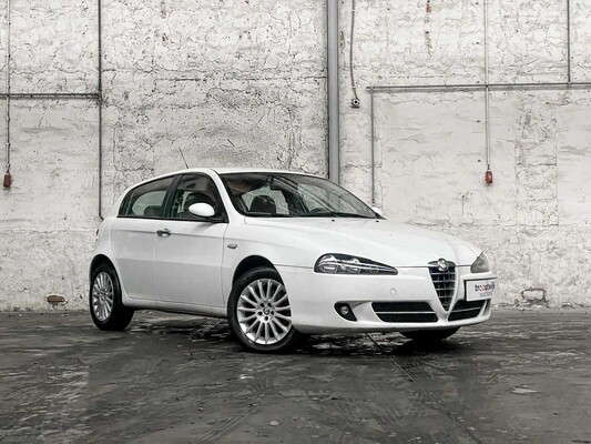 Alfa Romeo 147 1.6 TS Veloce Dist. 120pk 2009 (Origineel-NL), 89-KBJ-9