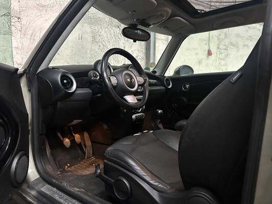 Mini Clubman 1.6 Cooper Chili 120pk 2009, 64-LTS-8