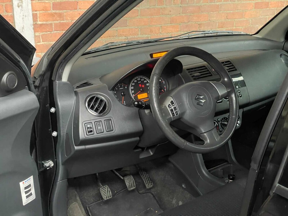 Suzuki Swift 1.3 Shogun 92PS 2007 (Original-NL), 13-XN-RS