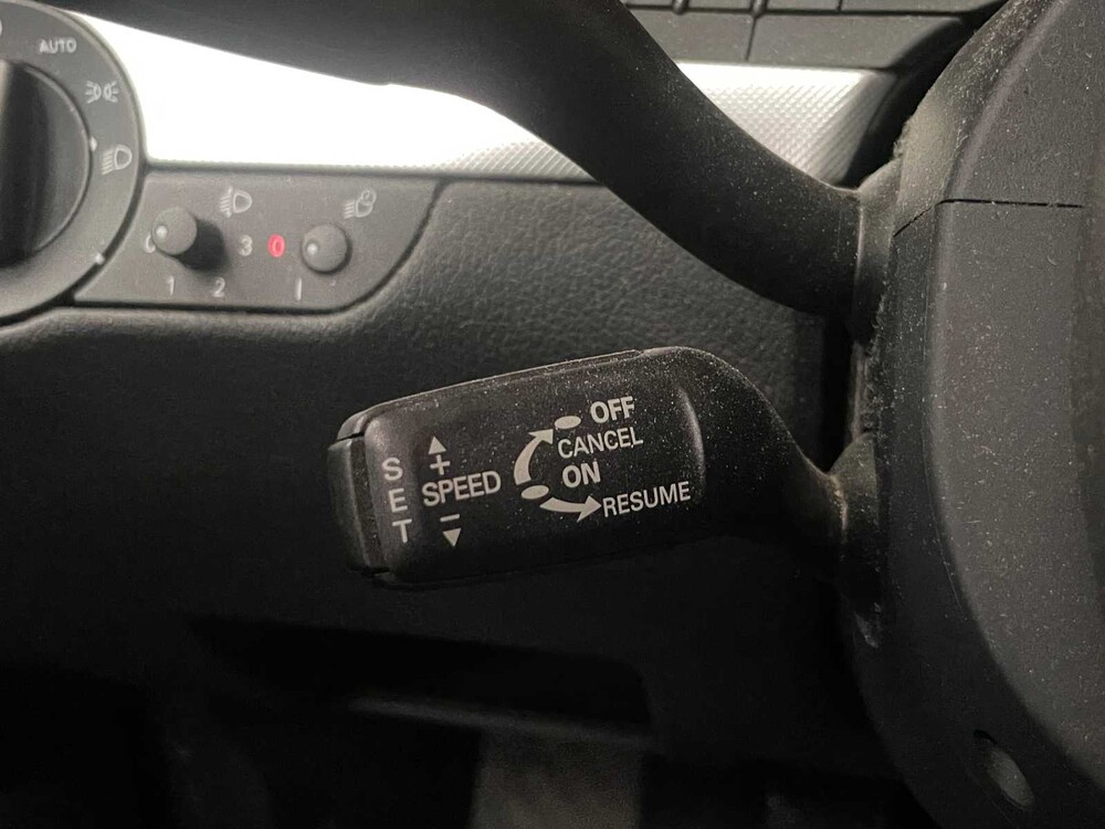 Audi A4 Saloon 2.0 Pro Line 131hp 2006, 27-SX-NN